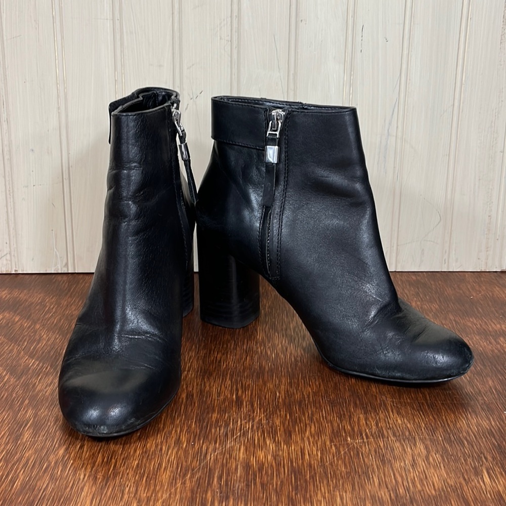 Zara Woman Black Chunk Heel Booties